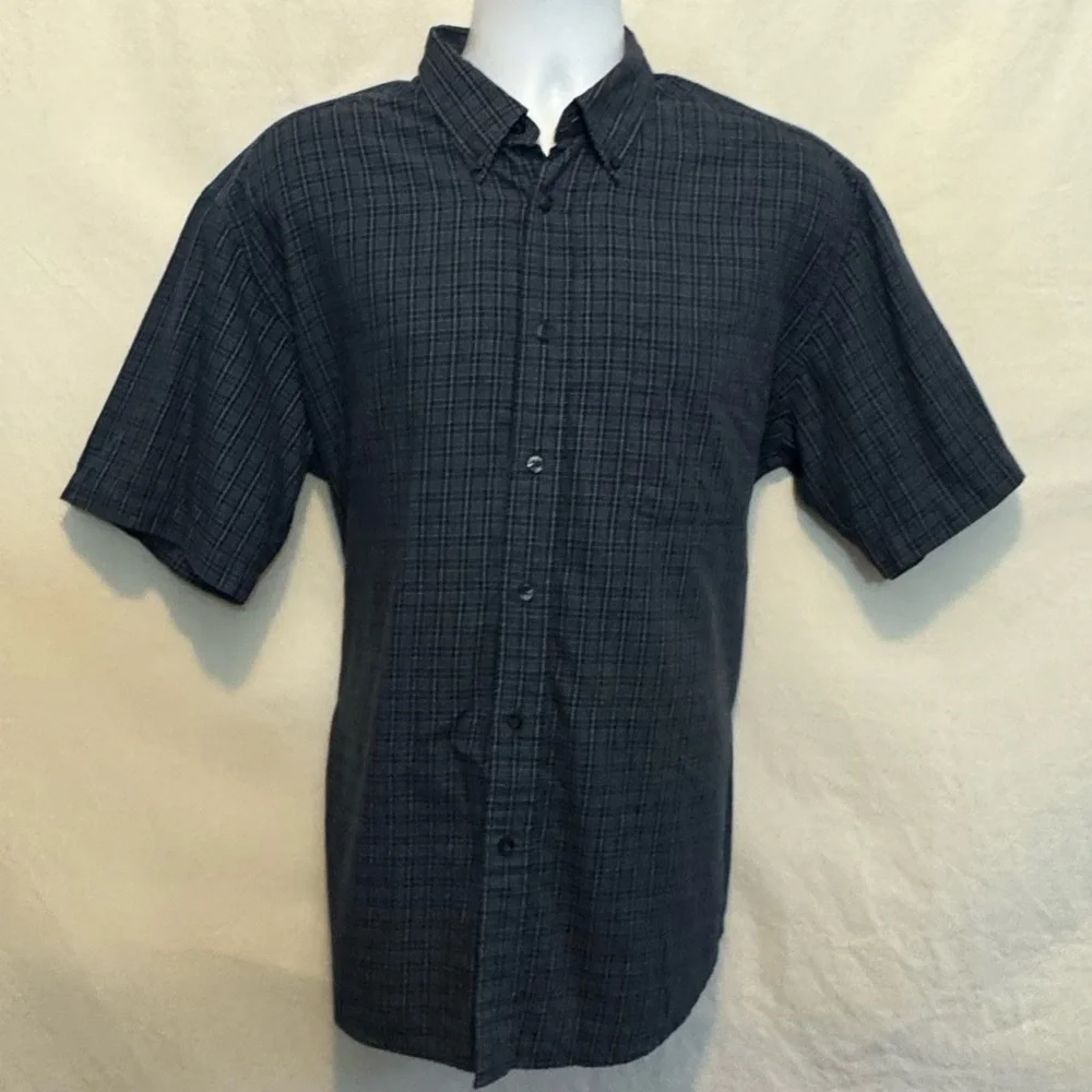 C-161 Men’s Dockers Blue & Black Plaid Short Sleeve Casual Button Down Shirt